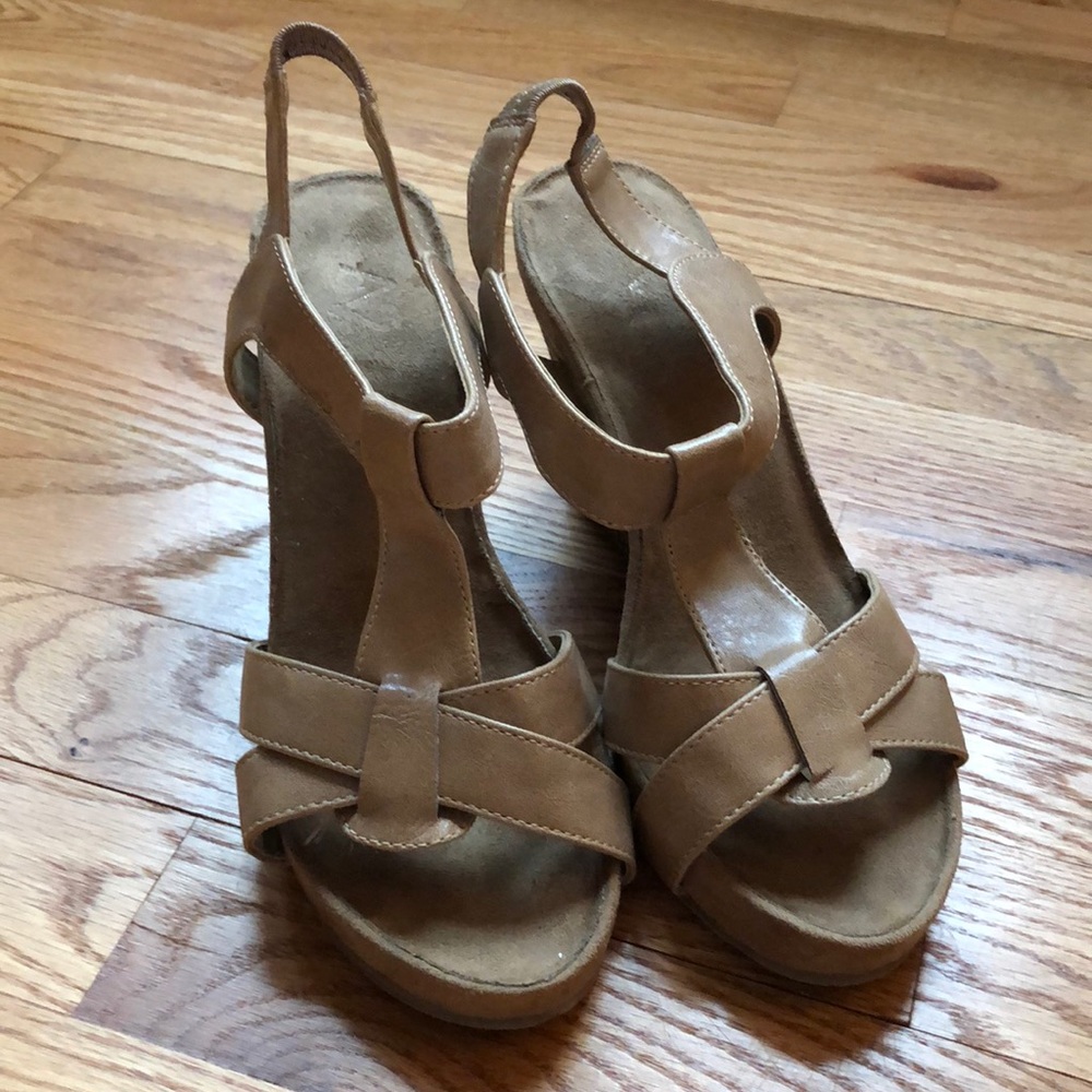 beige wedges